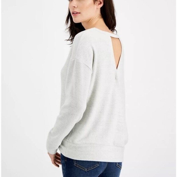 HIPPIE ROSE Juniors' Cutout Back Knit Top white Heather grey S, M, L - Picture 7 of 10